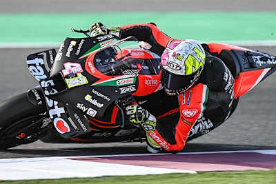 Aleix Espargaró zeigt sich mit der Aprilia stark