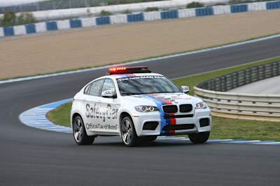 Der neue BMW X6 M als Safety Car
