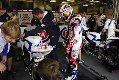 Wird Jonathan Rea diese Saison noch mal auf die Fireblade steigen?