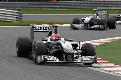 Im Trockenen war Schumacher noch vor Rosberg