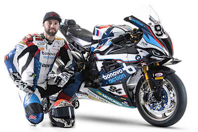 Jonas Folger mit der neuen BMW M1000RR