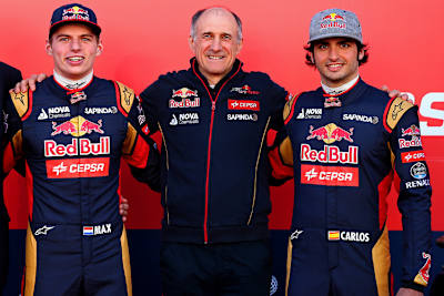 Toro-Rosso-Teamchef Franz Tost mit Max Verstappen (links) und Carlos Sainz