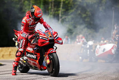 Francesco Bagnaia liess in der Sommerpause beim «Goodwood Festival of Speed» die Reifen rauchen, nun freut er sich auf das GP-Wochenende in Silverstone