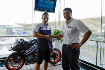 Jakub Kornfeil und SIC-CEO Datuk Razlan Razali 