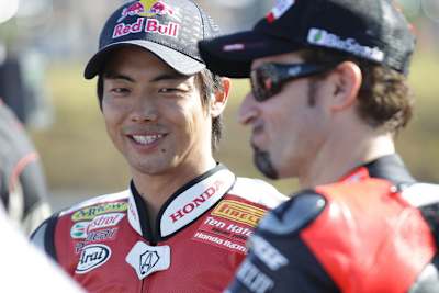 Hiroshi Aoyama findet viele alte Bekannte im Superbike-Paddock