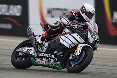 Die letzten Tests 2015 absolvierte Honda in eigener Lackierung