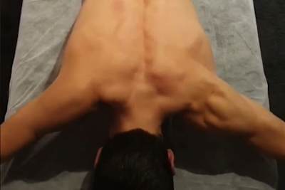 Marc Márquez beim Training in dieser Woche: Links in der Schulter deutlich weniger Muskeln als rechts