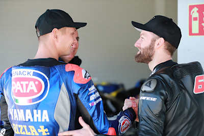 2021 Teamkollegen: Michael van der Mark (li.) und Tom Sykes