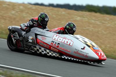 Tim Reeves und Ashley Hawes