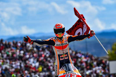 MotoGP-Weltmeister Marc Márquez in Jubelpose