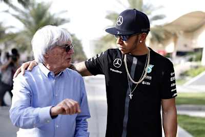 Bernie Ecclestone mit WM-Leader Lewis Hamilton