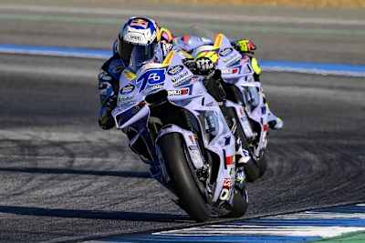 Alex Marquez zeigt Rookie Fermin Aldeguer wie es geht