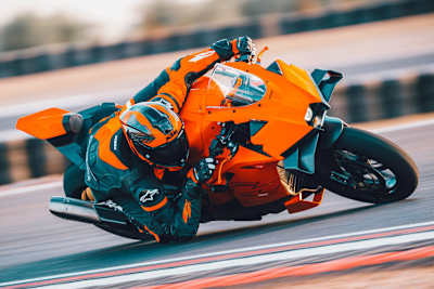 Die KTM 990 RC R würde gut in die Supersport-WM passen