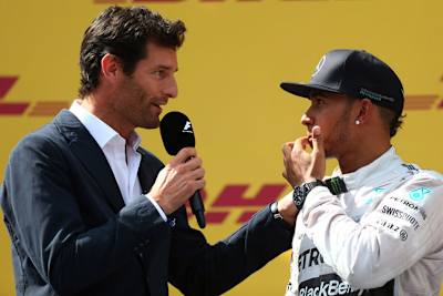 Mark Webber mit Lewis Hamilton