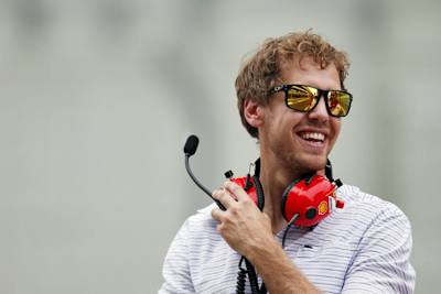 Sebastian Vettel dreht in Fiorano seine ersten Runden im Ferrari