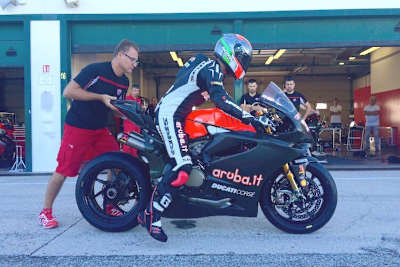 Marco Melandri mit der Ducati Panigale R