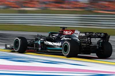 Lewis Hamilton: War dies der alles entscheidende Randsteinritt?