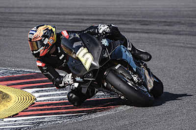 Philipp Öttl auf der Ducati Panigale V4R