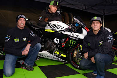 Steve Mercer, Keith Flint und James Rispoli (v.l.)