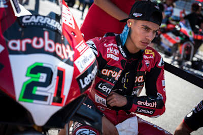 Michael Rinaldi wird auch 2024 eine Ducati fahren