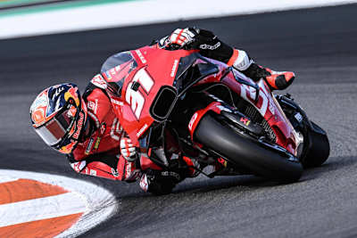 Pedro Acosta steuerte in Valencia erstmals ein MotoGP-Bike