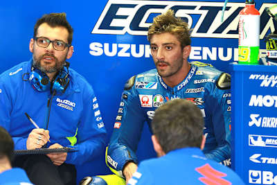 Andrea Iannone in der Suzuki-Box