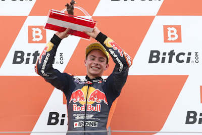 Ein gewohntes Bild: David Alonso in Jubelpose