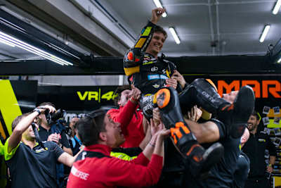 Seine VR46-Ducati-Truppe ließ Marini in Valencia noch ein letztes Mal hochleben