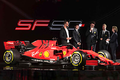 Die matt-rote Lackierung des 2019er Autos wird beibehalten