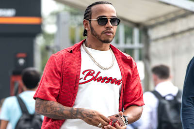 Lewis Hamilton in Monza: Die Kleidung ist schon mal rot