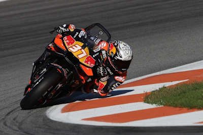 Pedro Acosta fühlt sich in Valencia wohl mit seiner KTM RC16