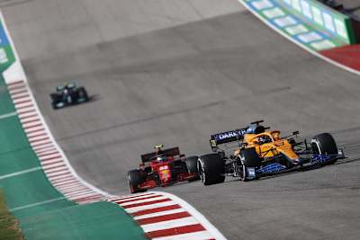 Daniel Ricciardo gegen Carlos Sainz