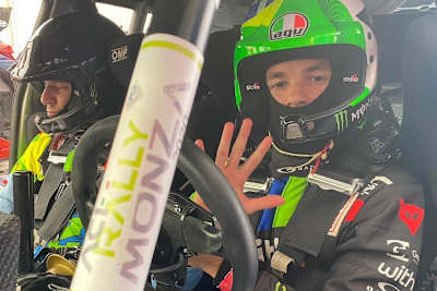 Franco Morbidelli versucht sich auf vier Rädern