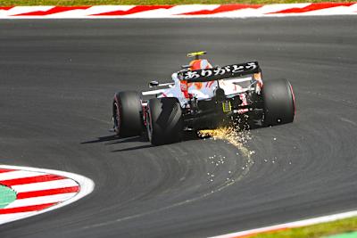 Die schnellen Kurven in der Türkei belasten die Reifen sehr stark