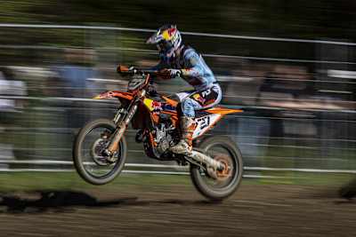 Simon Längenfelder gewann den Grand Prix of Switzerland mit einem Doppelsieg