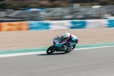 Carlos Tatay mischte in Jerez vorne mit