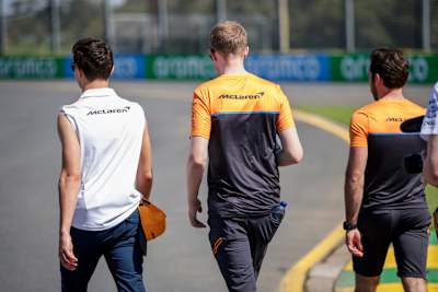 Trotz negativer Testbefunde bleiben die McLaren-Teammitglieder vorerst in Quarantäne