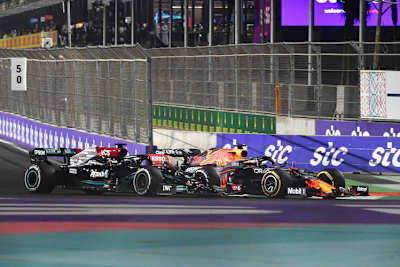 Verstappen gegen Hamilton hält die Fans in Atem