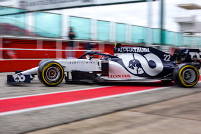 Yuki Tsunoda arbeitet in Misano