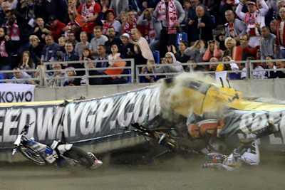 Sturz von Jason Doyle und Chris Harris