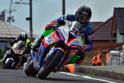 Jamie Coward auf dem Weg zum fünften Platz in Terlicko 