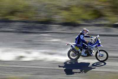 Cyril Despres rast dem ersten Yamaha-Sieg 2014 entgegen