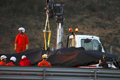 Der Haas-Renner musste am Mittwoch gleich drei Mal von der Strecke geschafft werden