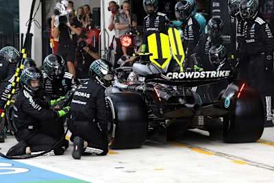 Kimi Antonelli bog kurz vor der virtuellen Safety-Car-Phase an die Box ab