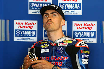 Loris Baz aus dem Team Ten Kate Yamaha