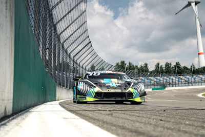 DTM fährt Lausitzring-Steilkurve