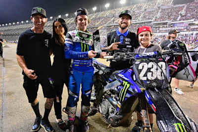 Die Eltern Brian und Marissa Deegan mit Haiden, seinem Mechaniker Brent Duffe und Bruder Hudson Deegan