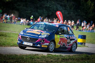 Opel-Werkspilotin Tamara Molinaro