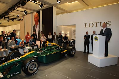 Indy-Legende Parnelli Jones bei der Lotus-PK