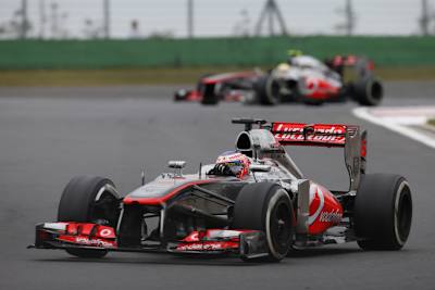 Das übliche Bild bei McLaren: Jenson Button vor Sergio Pérez